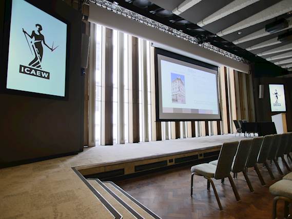 AV tech creates versatile event space in Grade II listed Great Hall
